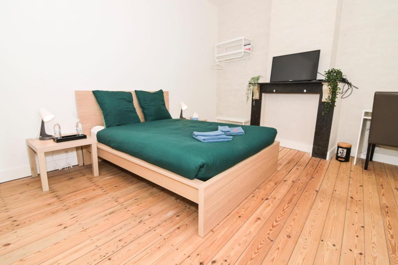Cozy And Confortable Room Near Brussels Central Station Екстер'єр фото